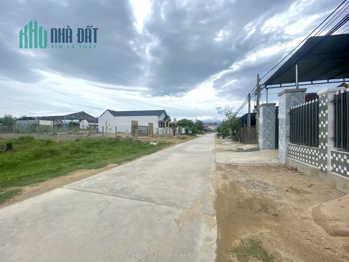 Đất MT đường Liên xã Ninh Đông,Ninh Hòa giá 1,5 tỷ