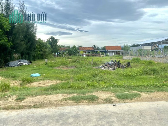 Đất MT đường Liên xã Ninh Đông,Ninh Hòa giá 1,5 tỷ