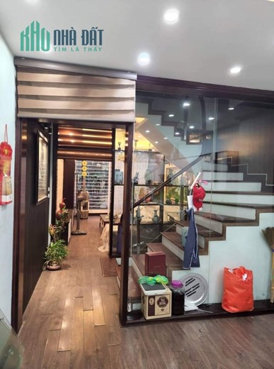 SIÊU PHẨM CẦU GIẤY - PHÂN LÔ - ÔTÔ 45 CHỖ - KINH DOANH VĂN PHÒNG CTY
