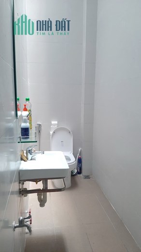 Cho thuê NNC đường 81 Tân Quy Quận 7. Giá 30 triệu