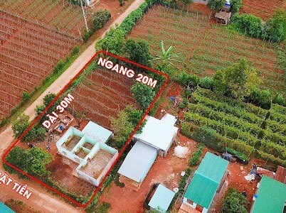 Cần bán lô góc 2 mặt tiền 20x30 làng Wau, Chư Á, tp.Pleiku