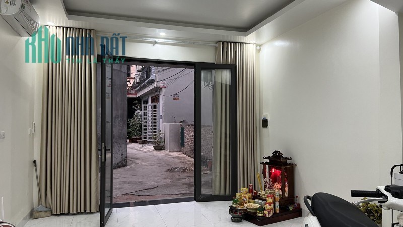 Bán nhà PHÂN LÔ Cát Linh 40m2 x 3T, nhỉnh 3 tỷ Ô TÔ, 2 THOÁNG, LH 0966037496