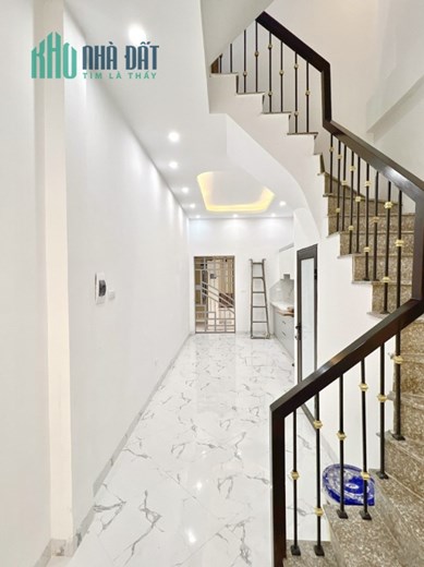 SỞ HỮU NGAY NHÀ PHÂN LÔ CÁT LINH 35M2 NHÀ ĐẸP Ở NGAY, NGÕ CỰC NÔNG, 4 TỶ LH 0966037496