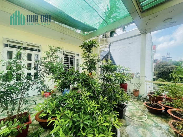 Bán nhà HXH đường Tân Kỳ Tân Quý, Tân Phú, 115m2, 6.5x17, 3 tầng, 5PN, chỉ 12.5 tỷ TL chính chủ.