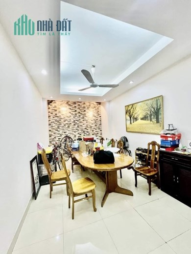 CẦN BÁN NHÀ PHỐ THÁI THỊNH, ĐỐNG ĐA, 60M, 5T, MT 4M, Ô TÔ, GẦN PHỐ, KINH DOANH, 0937651883