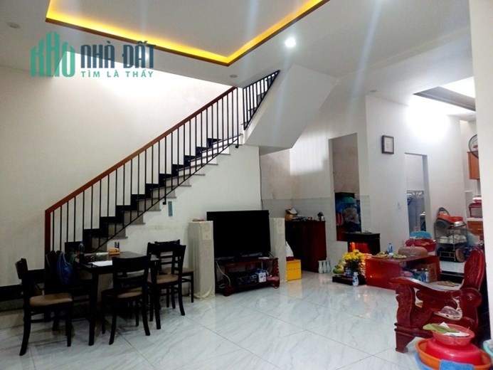 Nhà Biệt thự, Chợ  Chiều thẳng 400m ra Biển Mân Thái, 114m2 ngang 8, Đẹp