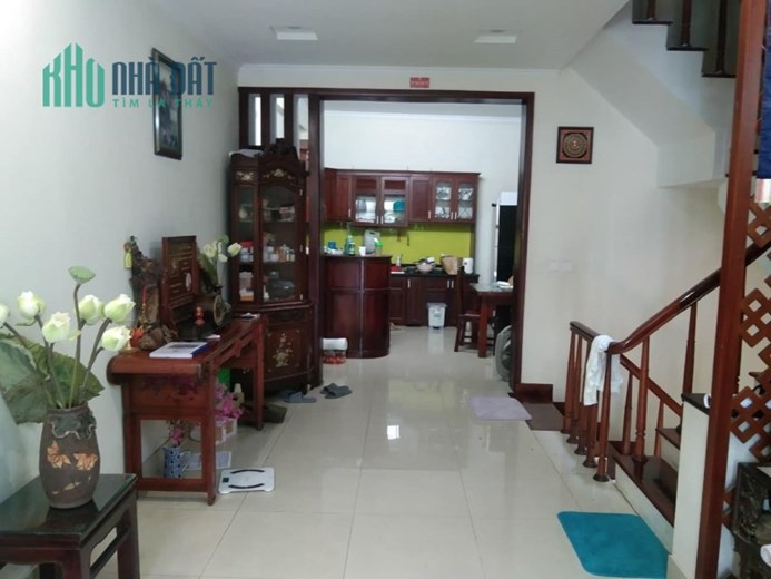 Bán nhà ngõ 21 Lê Văn Lương 52m 5 tầng 8 ngủ gần ô tô gần phố hàng xóm Golden Palm nhỉnh 5 tỷ