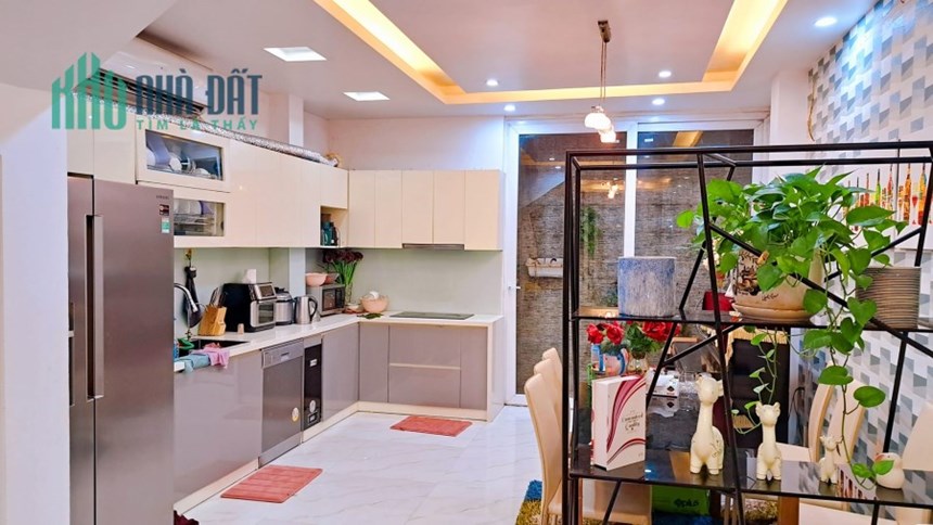 Gia đình có việc nhờ bán gấp liền kề văn phú chỉ 9 tỉ , Nhà Hoàn thiện long lanh như ảnh