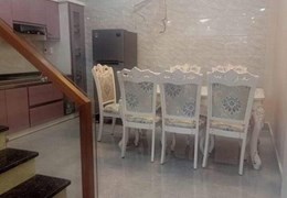 CHO THUÊ NHÀ Ở 193 VĂN CAO Nhà 4 tầng mặt Kiều Sơn (2 mặt thoáng) , vừa ở vừa kinh doanh