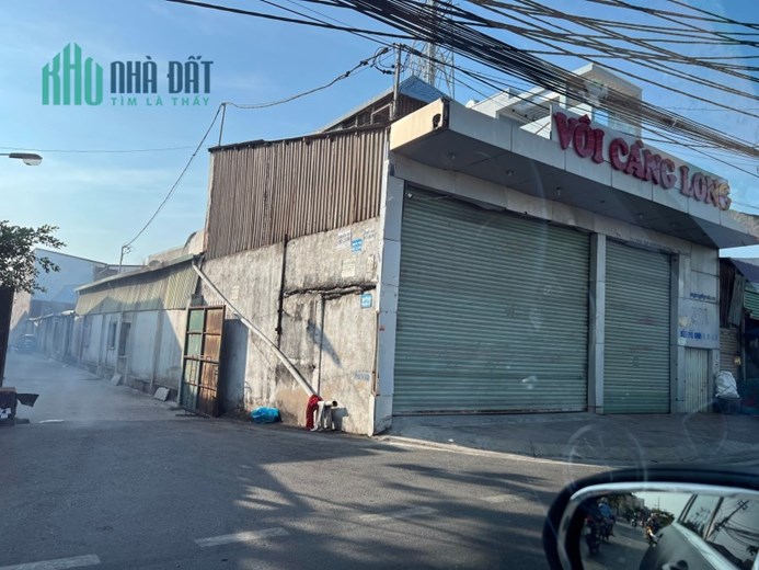 Cho thuê kho và nhà, diện tích sử dụng 700 m2 giá chỉ 50 triệu/tháng
. ngay Phú Định,Q8
