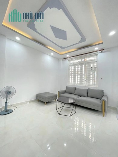 Nhà đẹp, ngang khủng 7m, 49m2, 2 tầng, Giá 5.79 Tỷ, Trần Xuân Soạn Quận 7