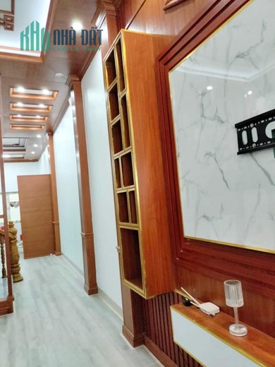 Bán nhà mặt phố Bà Triệu