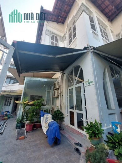 Cho thuê nhà quận 3 dt:7x20m trệt 1 lầu sân vườn giá 55 triệu