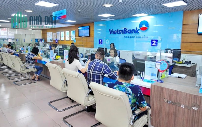 Bán tòa nhà văn phòng 11 tầng mặt phố Trần Thái Tông, Vị trí cực đẹp, 150m2, MT 8m, 100 tỷ