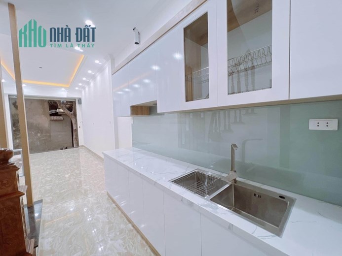 Siêu phẩm Bùi Xương Trạch DT33 5 tầng mt 3.5 giá 5.2 tỷ
