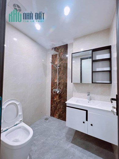 Siêu phẩm Bùi Xương Trạch DT33 5 tầng mt 3.5 giá 5.2 tỷ