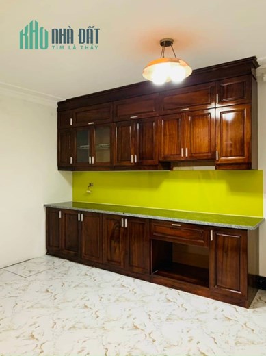 Bán nhà Thạch Bàn, ô tô, gần phố, lô góc, 45 m2, chỉ nhĩnh 4 tỷ.
