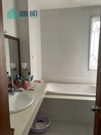cần tiền gấp, bán nha Trần Xuân Soạn, lộ 4m, kề mặt đường, 2 tầng, 5,4mx10m, 5 tỷ