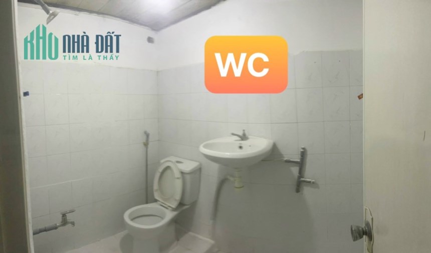 Cho thuê Tầng 1 nhà mặt hẻm 100A Dương Bá Trạc P1Q8