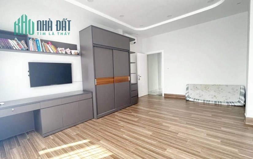 Chính Chủ Bán Gấp Nhà 3 Tầng – 97.5 m2 - Hòa Hưng - Quận 10, Nhỉnh 10 Tỷ - 0902934079
