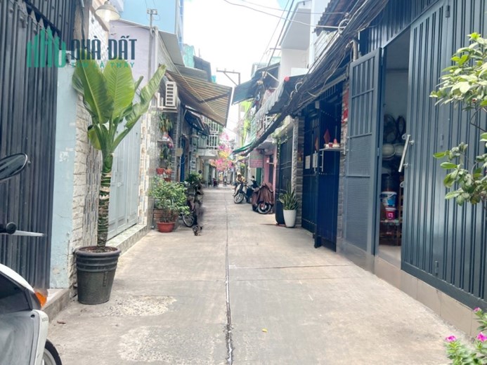 Nhà bán 4 tầng gần MT Bùi Minh Trực P5 Q8 giá 4 tỷ 750