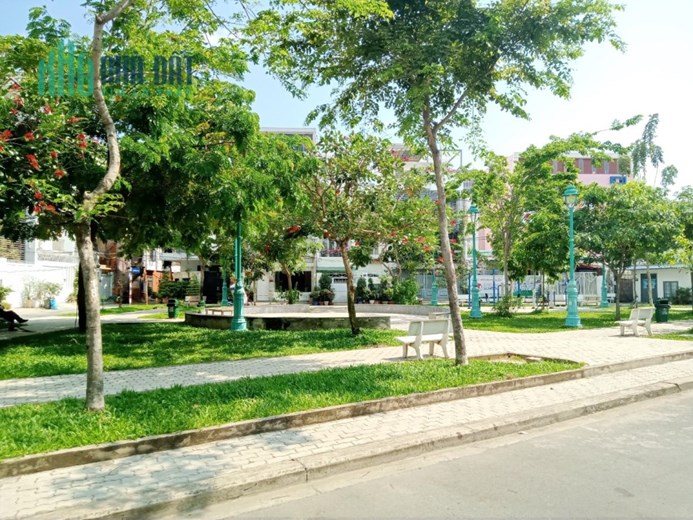Nhà thuê nguyên căn Mt đường 66 P Tân Phong Q7 - 13 Triệu