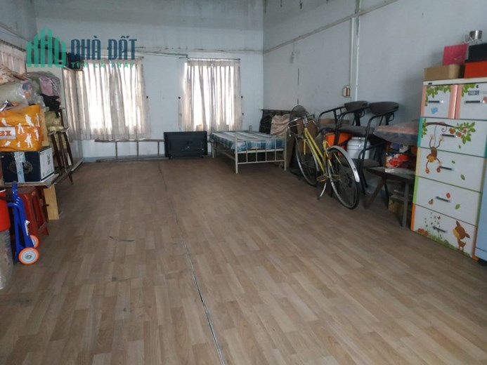 Bán nhà HXH đường Trần Phú, Q5, 40m2, 4x10, 2 tầng, 3PN, chỉ 3.3 tỷ TL chính chủ.
