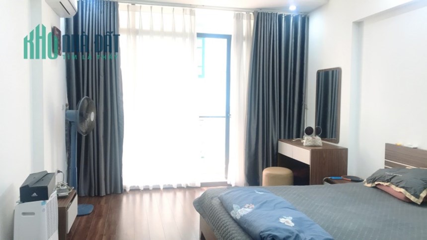 Bán nhà đường Nguyễn Trãi, Thanh Xuân, 62m x 5 tầng, Ô tô tránh