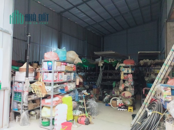 SANG NHƯỢNG CỬA HÀNG Tại Xã Đại Thành, huyện Quốc Oai, Hà Nội.