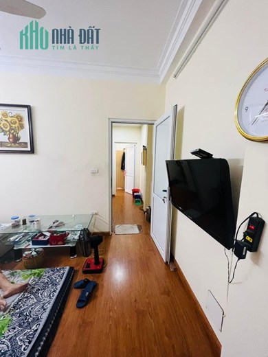 Bán gấp nhà Hồ Ba Mẫu, ô tô đỗ cửa, 2 thoáng trước sau, 41m2, giá 6.6 tỷ