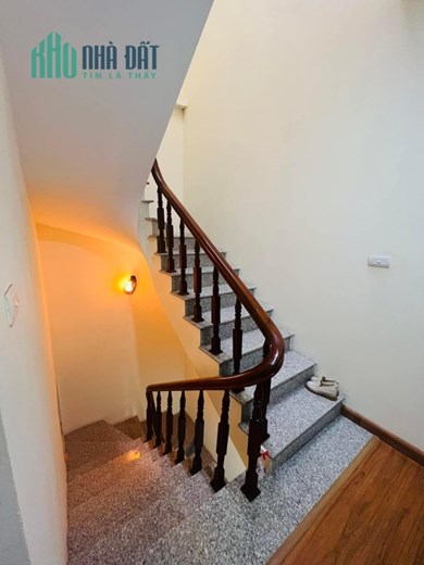 Bán gấp nhà Hồ Ba Mẫu, ô tô đỗ cửa, 2 thoáng trước sau, 41m2, giá 6.6 tỷ