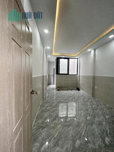 Bán nhà HXH đường Trần Phú, Q5, 45m2, 3.1x15, 4 tầng, 4PN, chỉ 6.8 tỷ TL chính chủ.