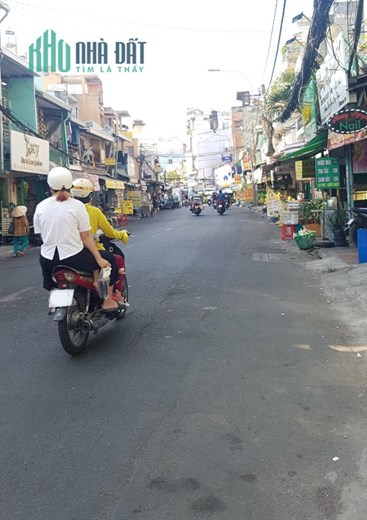 Bán nhà MT đường Tuệ Tĩnh, Q11, 36m2, 2.5x15, 3 tầng, chỉ 3.85 tỷ TL chính chủ.