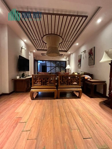 Nhà phố Hồ Giám, nhà đẹp View hồ thoáng 75m x5T, MT 4.1m, giá nhỉnh 7  tỷ