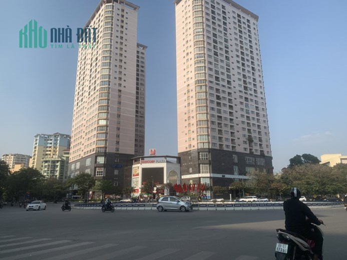 Bán nhà Cầu giấy , nhà phố Trần Quốc Hoàn PHÂN LÔ - Ô TÔ tránh _ KINH DOANH