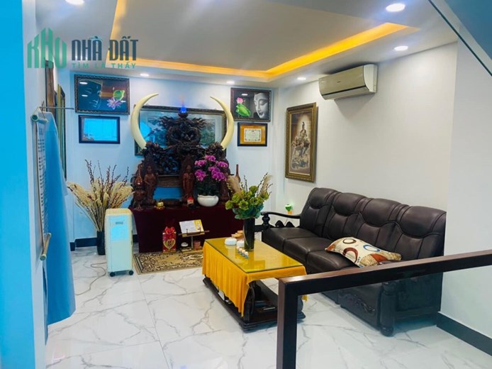 Bán nhà MT đường Phú Thọ, Q11, 41m2, 3.6x12, 6 tầng, 6PN, chỉ 18.5 tỷ TL chính chủ.