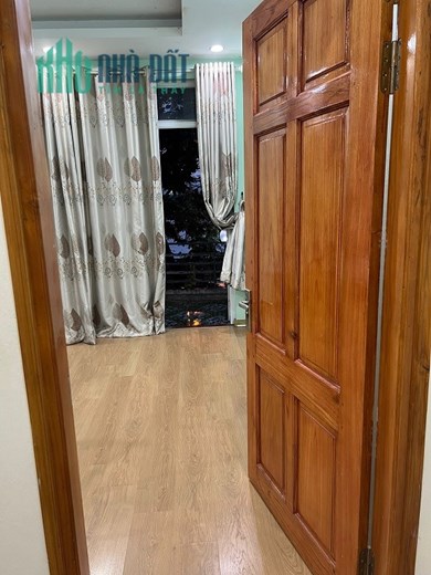 Cho thuê nhà 3 nguyên căn mặt tiền đường Phúc Lợi, Long Biên, Hà Nội
