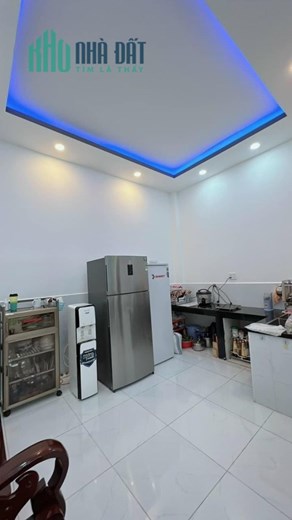 ngay mặt tiền đỗ nhuận đường nhựa 15m, nhà mới 3 tầng, 45m2 chỉ 5.45 tỷ