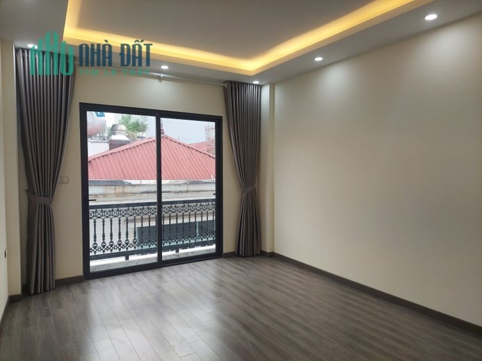 Siêu phẩm 7 tầng khu P/ lô Nguyễn Sơn, thang máy, ngõ ô tô, DT 45m2, MT 4.1m, nhỉnh 8 tỷ