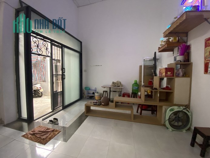 BÁN NHÀ ĐẸP 2 TẦNG FULL NỘI THẤT ĐƯỜNG HẢI PHÒNG, ĐÀ NẴNG, CHỈ 1,9 TỶ