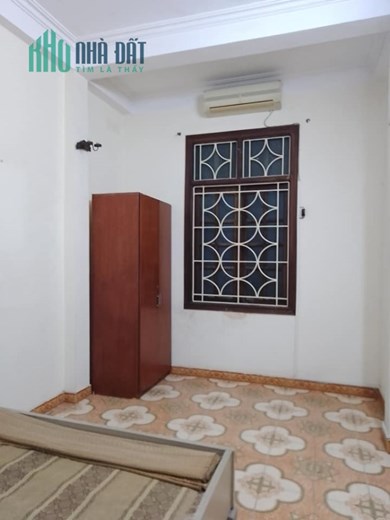 Cho thuê nhà Ngõ 1 Tạ Quang bửu 50m2 *4 Tầng 5 PN giá 14 tr/Tháng