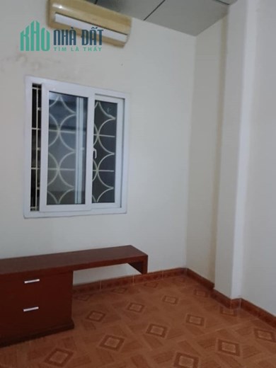 Cho thuê nhà Ngõ 1 Tạ Quang bửu 50m2 *4 Tầng 5 PN giá 14 tr/Tháng