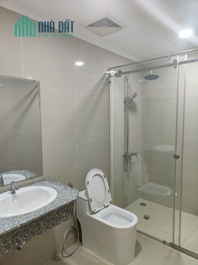 Bán nhà Mặt tiền Quốc Lộ 13, P.26 Bình Thạnh, 140m2 (4.7m x 29m), Nhà mới 4 Tầng