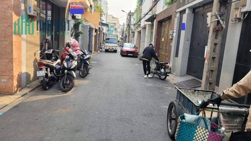 Bán nhà HXT Bàu Cát, P12, Tân Bình, 92m2, 2 tầng, giá rẻ nhất khu Bàu Cát.
