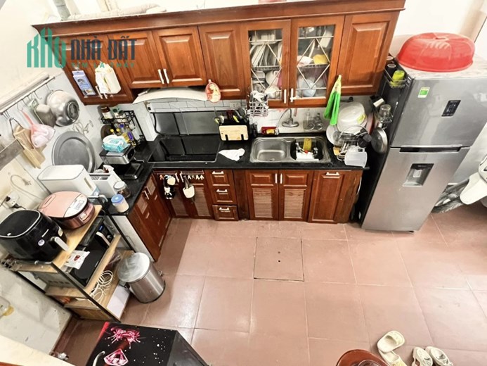 Bán nhà phố Hoàng Hoa Thám dt 30m2*5 tầng giá 3,1 tỷ