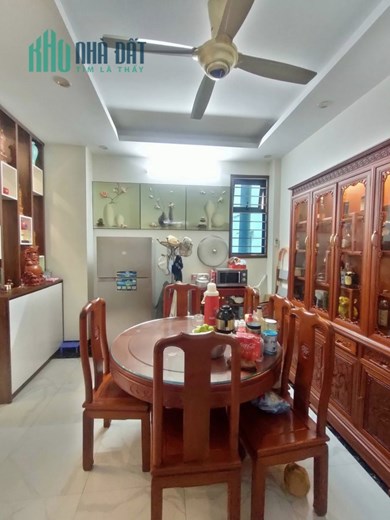 Bán Nhà Đức Giang, Long Biên 5T, 50m2 chỉ 6,18 tỷ (Đầu Phố, Thang Máy Xịn, Ngõ Ô Tô)