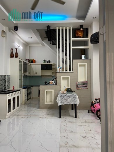 Cho thuê nhà đẹp gần lũy Bán Bích- tân phú 40m2 x 4 tầng 12 triệu