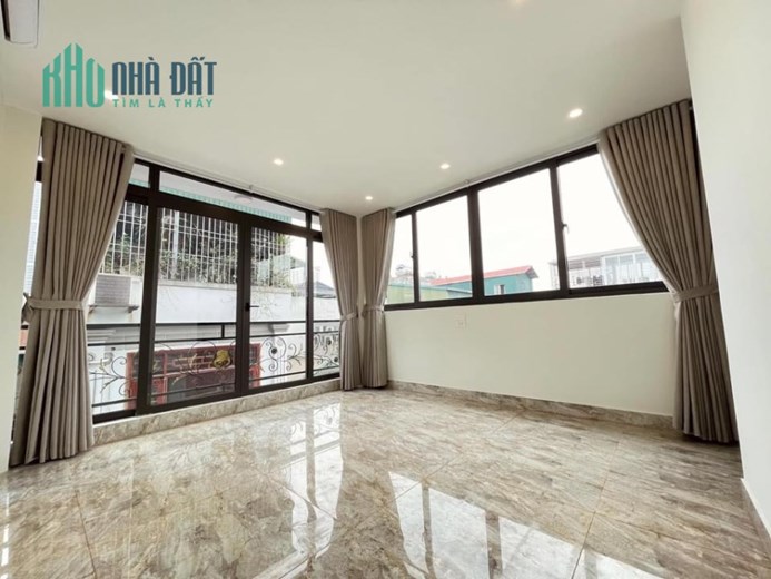 Bán nhà đẹp long lanh, ngay Uỷ Ban Phường Thuỵ Phương 74m  6.1 tỷ.
