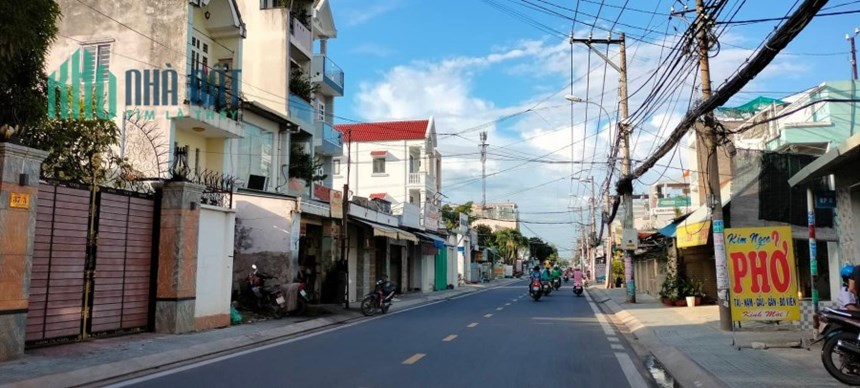 BÁN NHÀ MẶT TIỀN ĐỖ VĂN DẬY -TRƯNG NỮ VƯƠNG, TÂN HIỆP, HÓC MÔN, 131m2, ngang 5m, 4 tầng, Nhỉnh 8 tỷ