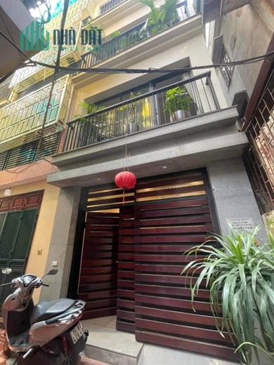 Bán nhà Hoàng Đạo Thành 43m, 5T, 2 thoáng, Ô tô 30m, giá 4.4 tỷ